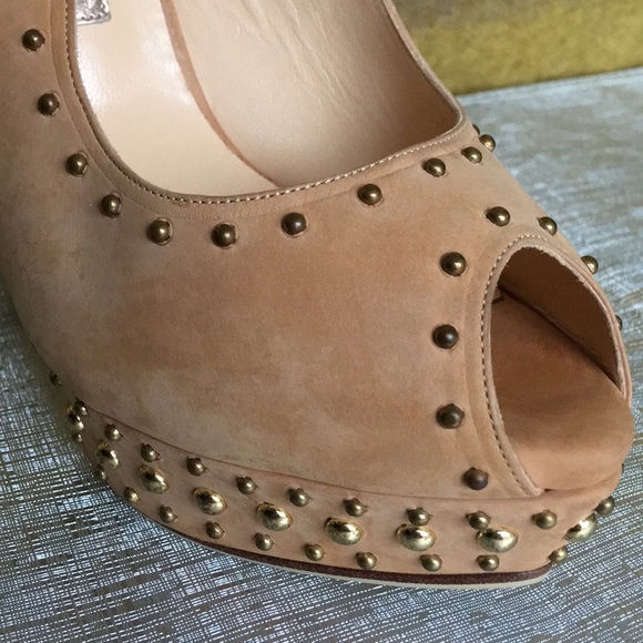NWT Nando Muzi Tan Studded Nubuck Leather Peep-Toe - Picture 3 of 8